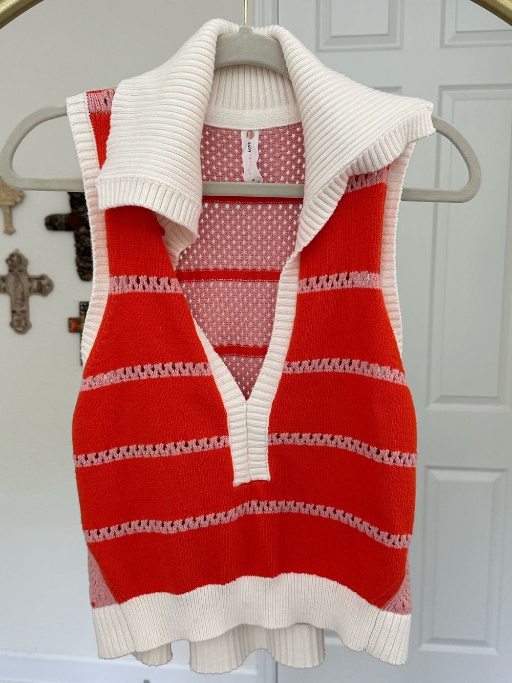 Sleeveless Collared Knit Tank - Red & Cream